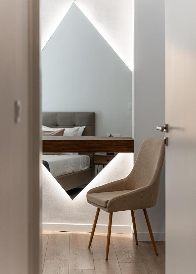 Acropolis Holmes Residence Атина Екстериор снимка